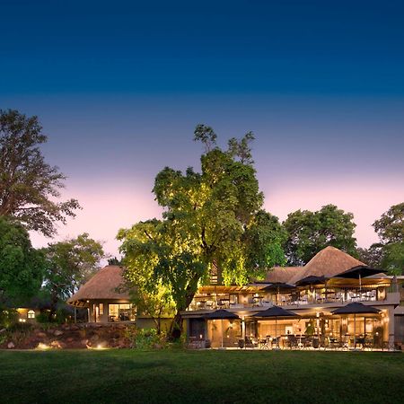 Ursula'S Homestead Victoria Falls Exteriör bild